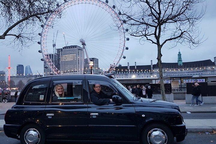 Private Tour: Downton Abbey London Locations by Taxi