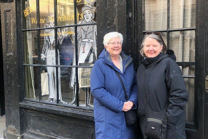 Private Tour: Downton Abbey London Locations by Taxi