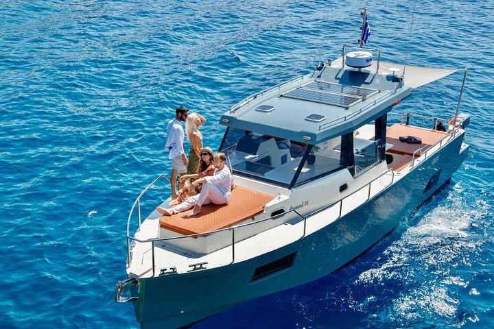 Crucero por la caldera del yate a motor privado Diamond 36