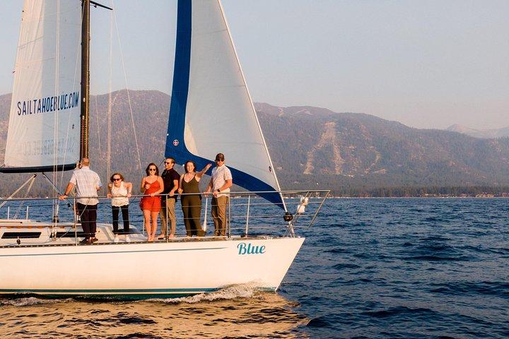 2 timmars seglingskryssning på Lake Tahoe
