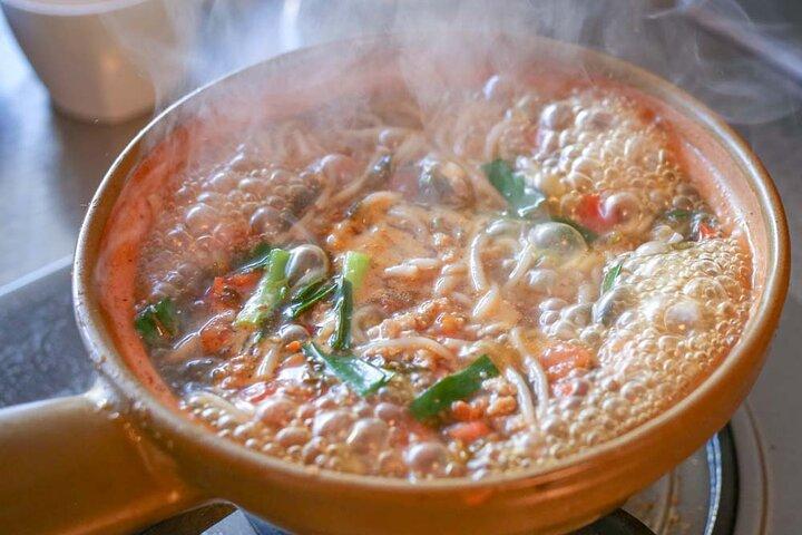 麗江ナシ料理の料理教室と市場訪問
