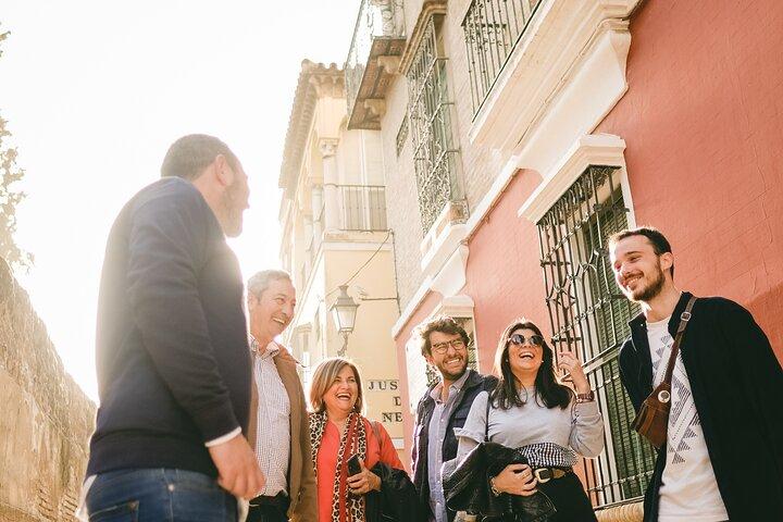 Sevilla Joodse wijk Tour met kleine groep met tapas en drankjes