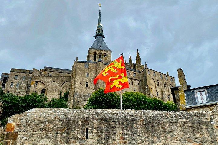 パリ発、モンサンミッシェル、ノルマンディー D-Day エクスプレスのプライベートツアー