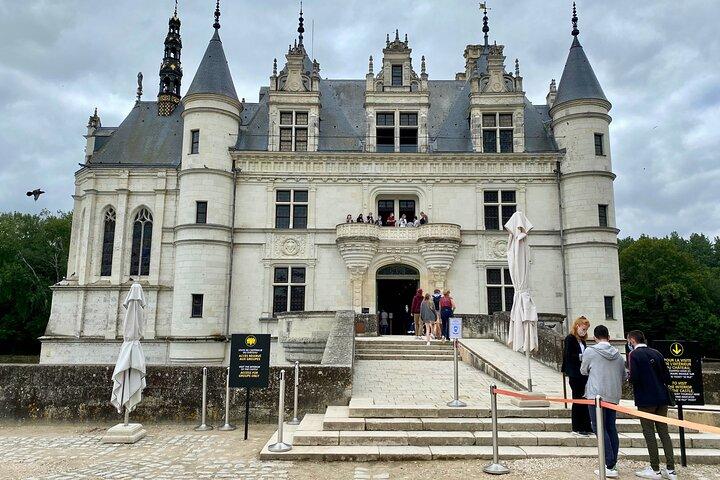 Loire Valley Castles Chenonceau Amboise & Da Vinci Small Group