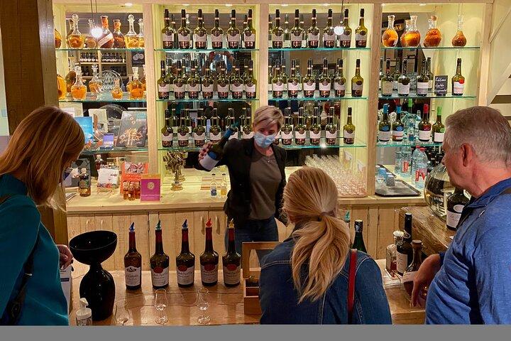 ノルマンディールーアン、オンフルール、エトルタ パリ発小グループ日帰り旅行