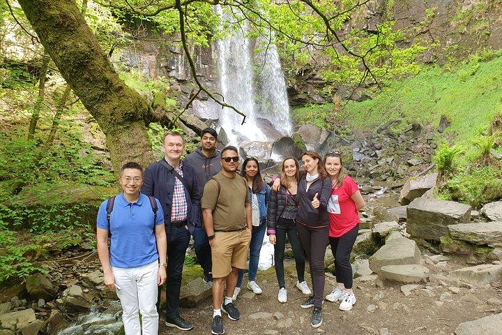 Die Valleys Tour oder Swansea Bay Tour. Bitte wählen Sie richtig.