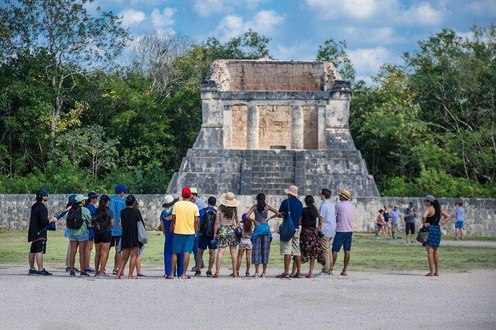 Excursión a Chichén Itzá, Cenote y Valladolid con tequila y almuerzo