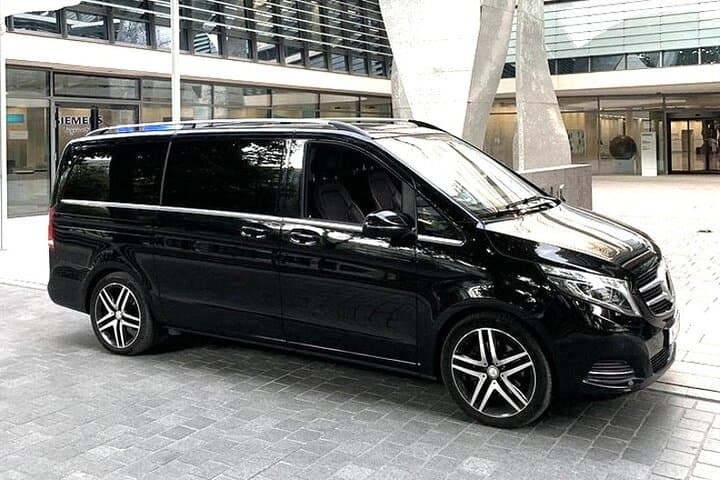 CDG Airport to Paris Hotel Private Transfer by V-Class
