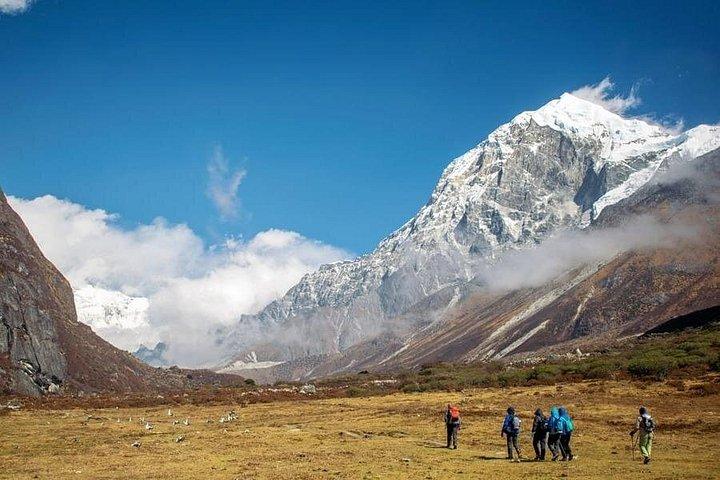 Sikkim Himalayan Goecha-La Trek and Tour