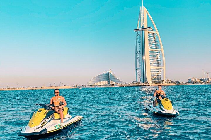 Den bedste jetski i Dubai - 30 minutters Burj Al Arab-tur