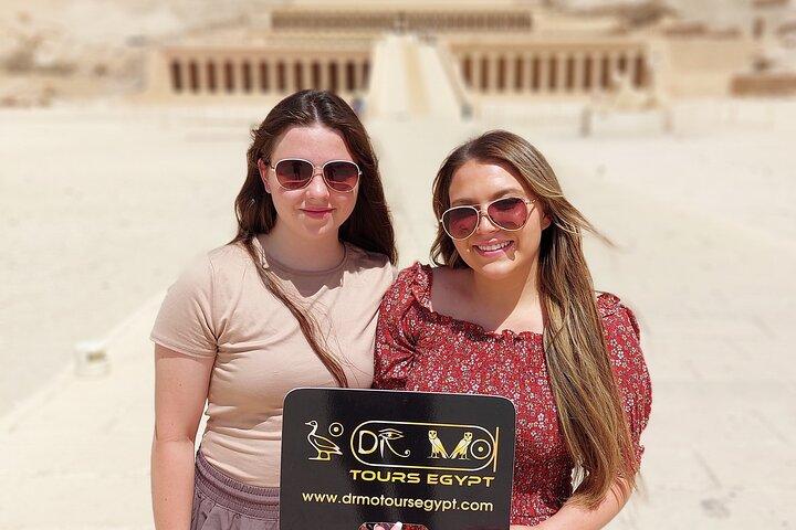 Un paquete de Hurghada a Luxor: tour de un día en globo y Luxor, almuerzo y faluca