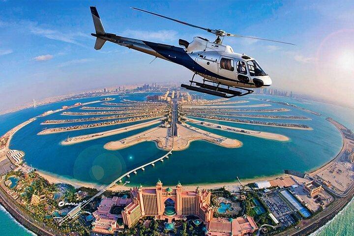 Helikoptertour van 12 minuten door Dubai met privétransfer in twee richtingen