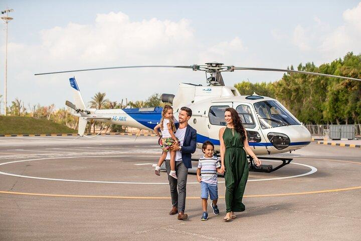 Helikoptertour van 12 minuten door Dubai met privétransfer in twee richtingen