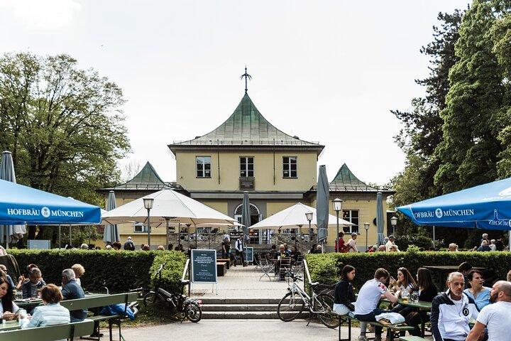Munich History Tour: Private & Personalized with a Local Guide