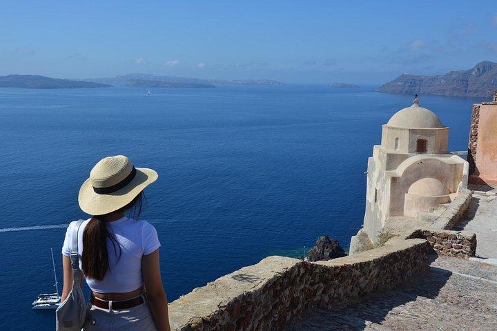 Santorini Highlights Small-Group Tour with Wine Tasting option