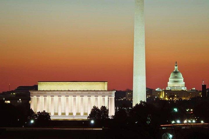 ワシントンD.C.ナイトツアー-午後7時30分開始
