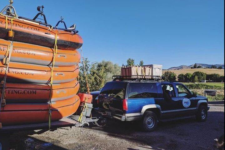 Wildwasser-Rafting auf dem Rogue River – Mittag