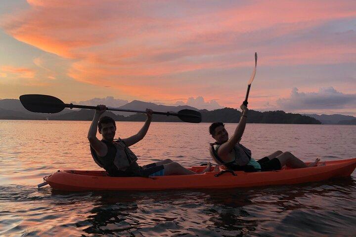 Paquera Sunset and Full Moon Kayak Tour