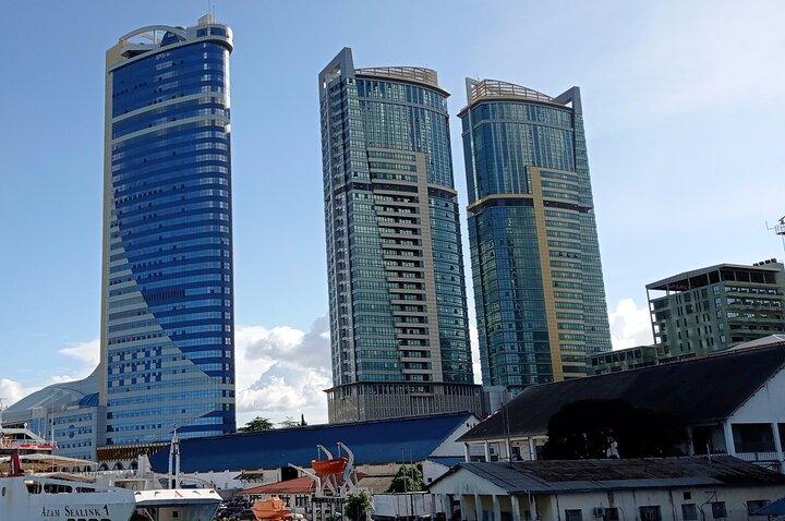 Dar Es Salaam City Tour (Full Day With Private Guide And Car)