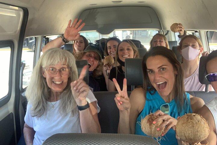 Shuttle & transfer rides to Jaco beach
