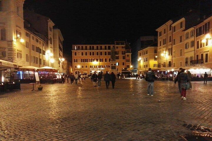 Tour durch Rom bei Nacht