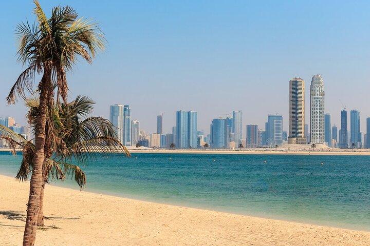 Trasferimento di partenza da Dubai all'aeroporto di Dubai DXB in auto privata / furgone