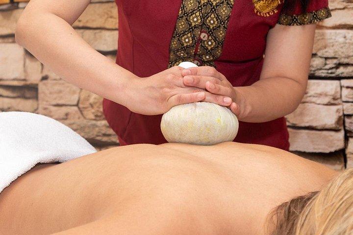THAI SPA MASSAGEの同室でお好きなマッサージをカップルで60分