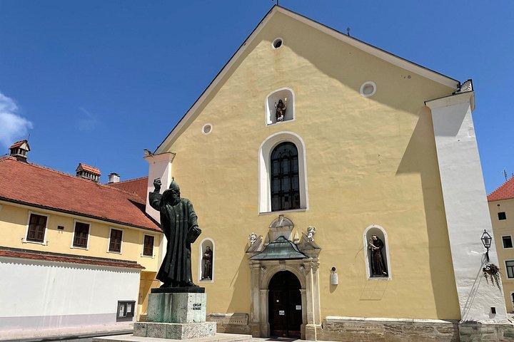 VarazdinTown & Trakoscan Castle, Small Guided Group from Zagreb