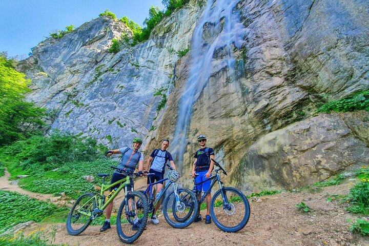 Skakavac-Wasserfall-Mountainbike-Tour ab Sarajevo MTB