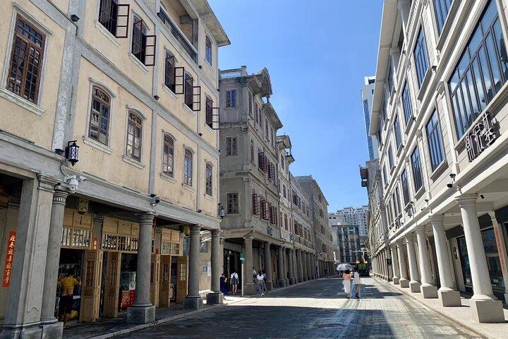 Private Day Tour to Shantou from Guangzhou by Round-way Bullet Train