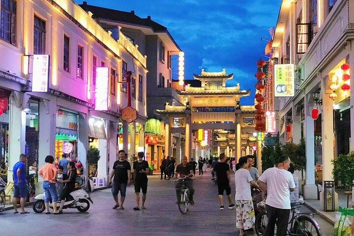 Private Day Tour to Shantou from Guangzhou by Round-way Bullet Train