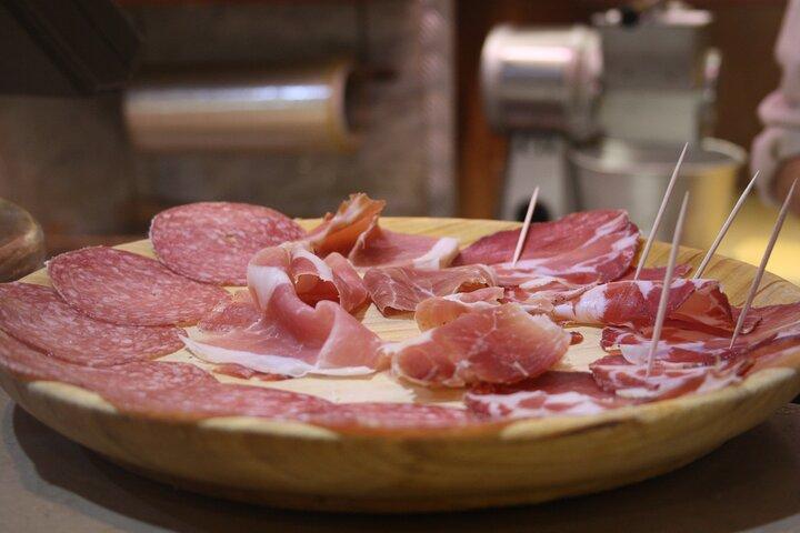 Rom: Trastevere Food-Tour mit Weinprobe und ortskundigem Guide
