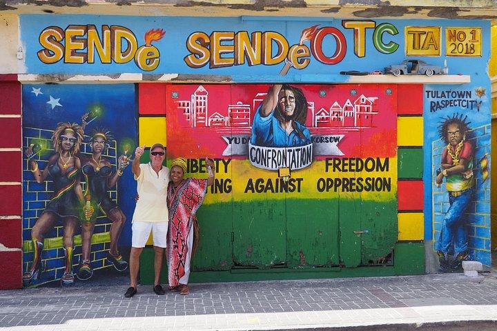 The best walking tour Willemstad