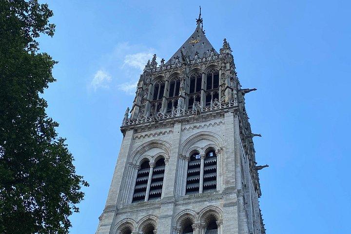 パリ発、ノルマンディー ルーアン、ドーヴィル、オンフルールの小グループ旅行