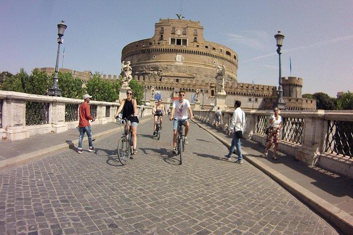 Rom Höjdpunkter av E-cykel Liten grupp