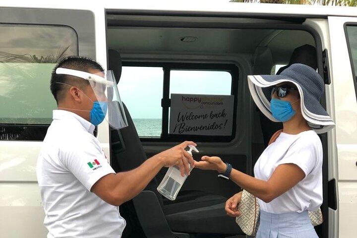 カンクン空港からプラヤデルカルメンまでの往復送迎サービス