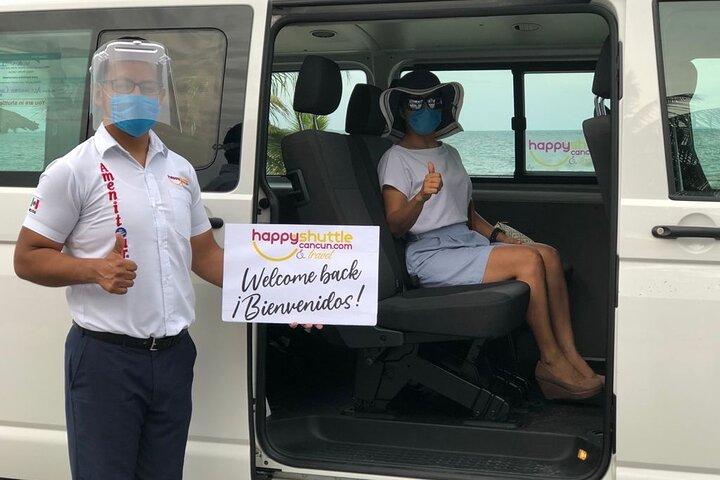 カンクン空港からプラヤデルカルメンまでの往復送迎サービス