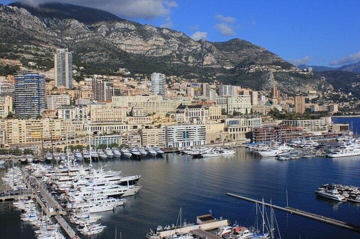 Cannes Shore Excursion: Privat tur til den franske riviera