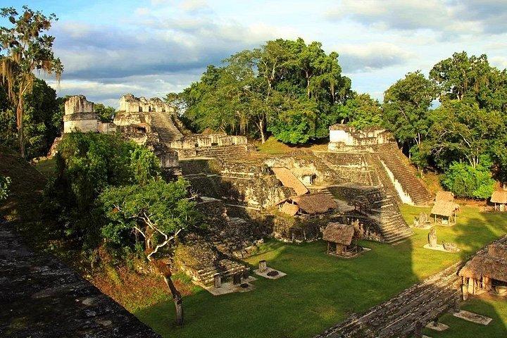 Tikal Shared Experience: Flight + One Day Tour from Antigua