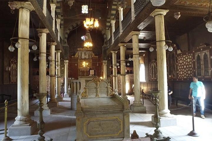 カイロの教会めぐり～空中教会、洞窟教会、ベン・エズラ・シナゴーグ～