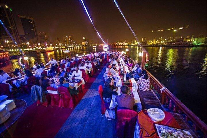 Dubai Creek 2-timers romantisk middagskrydstogt