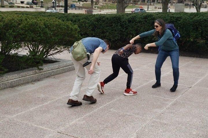 Participe de uma divertida caça ao tesouro em Costa Mesa por Zombie Scavengers
