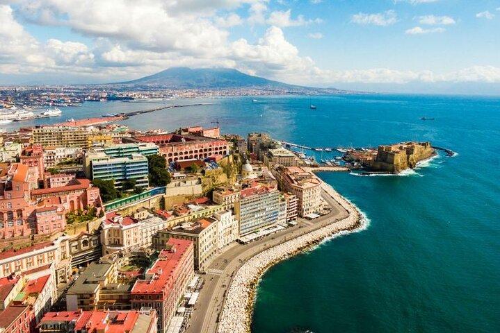 Transfert de Naples à Sorrente avec arrêt à Winery ou Vice Versa