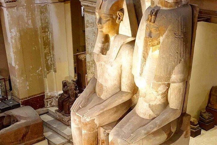 ギザのピラミッド、古代エジプト博物館、カイロ シタデルへのツアー