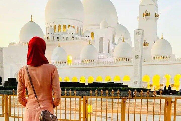 Guidet Abu Dhabi City Tour med SZG Moské og flere muligheder