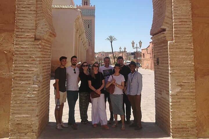 Tour privado a pie en Marrakech