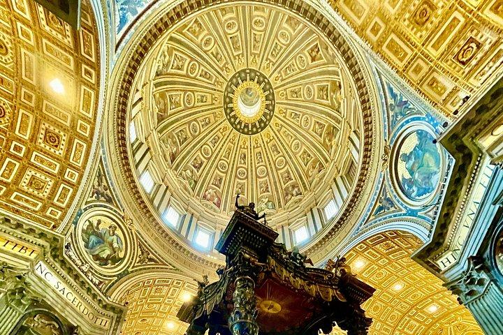 ローマのサンピエトロ大聖堂、大聖堂、洞窟の午前のプライベート ツアー
