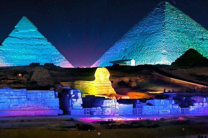 Il Cairo: spettacolo di suoni e luci privato delle piramidi di Giza con trasferimenti