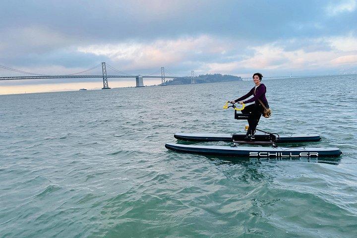 サンフランシスコ湾のスピンアウト風光明媚なウォーターバイク体験