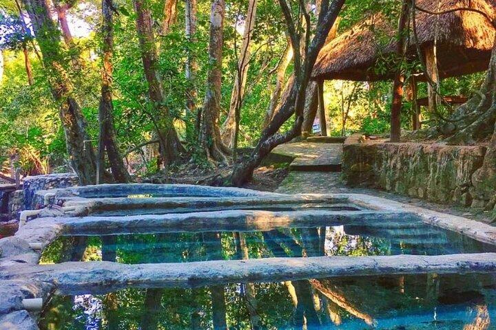 Sorgente termale ombreggiata, massaggi e grigliata Mex a Puerto Vallarta